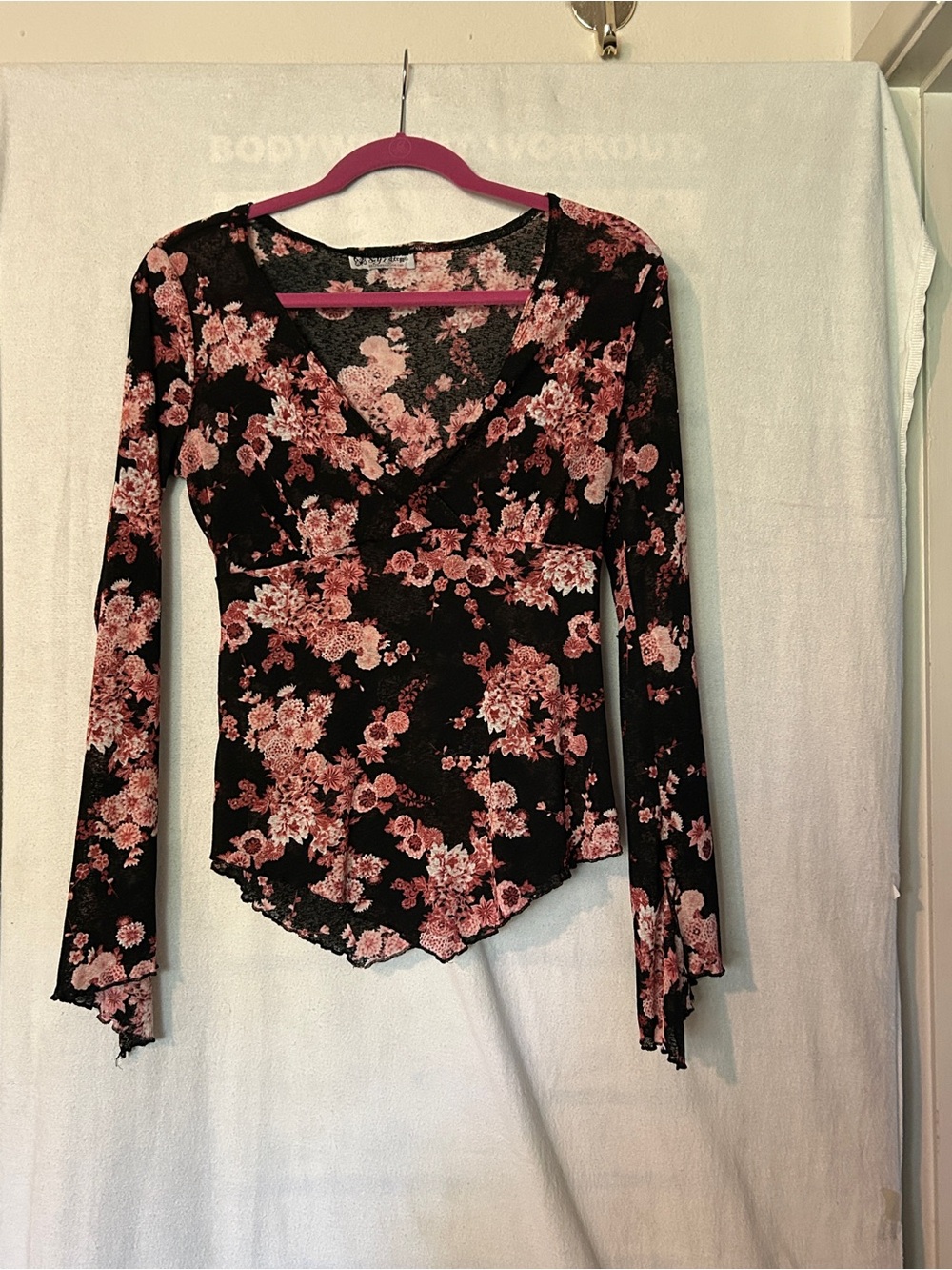Self Esteem Black Long-Sleeve V-Neck Top with Pink Floral Print - Medium